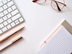 Data entry - Writing & Translation